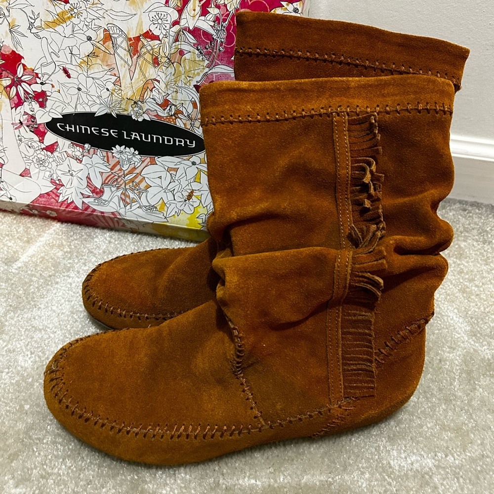 Chinese laundry Suede Boots New